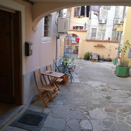 Apartment Lina Изола Екстериор снимка